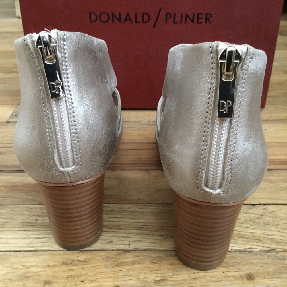 NIB Donald Pliner Jenkins heeled sandals - Picture 11 of 15